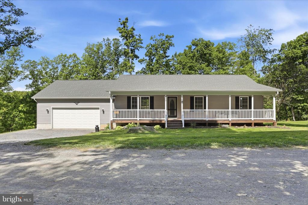 153 CHRISSYS CIR, Harpers Ferry, WV 25425