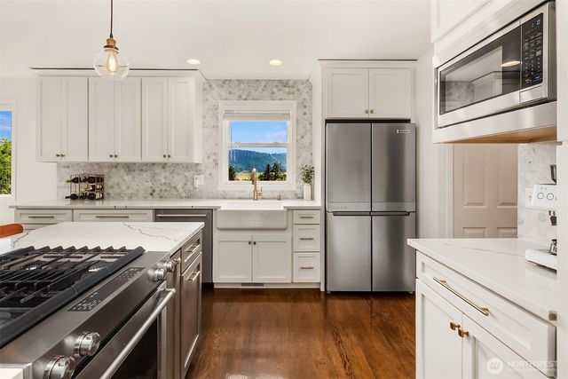 14823 1st Avenue NE, Duvall, WA 98019