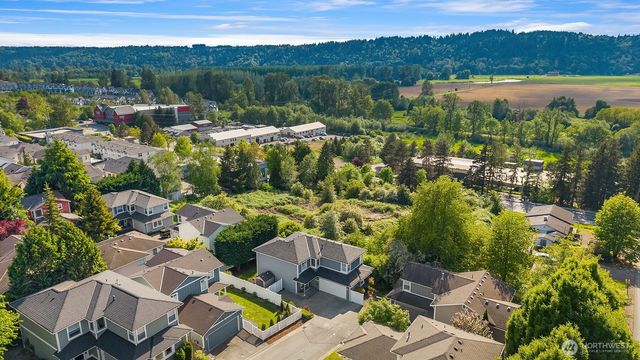 14823 1st Avenue NE, Duvall, WA 98019