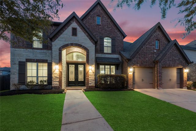 10323 Millcreek Manor Lane, Cypress, TX 77433