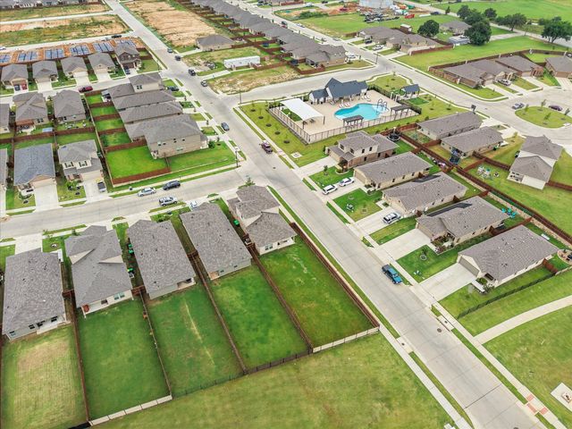105 Greengate Drive, Boyd, TX 76023