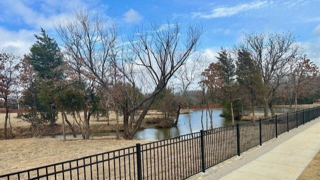 105 Greengate Drive, Boyd, TX 76023