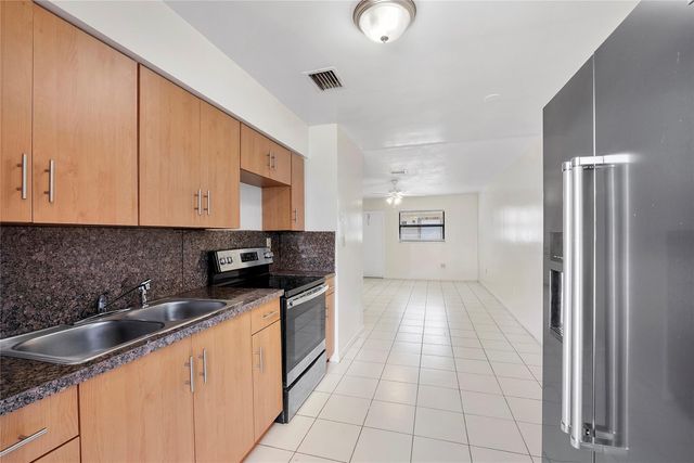 743 NW 14th Way, Fort Lauderdale, FL 33311