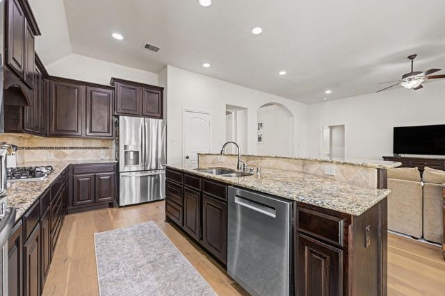 5711 Amherst Farms Lane, Fulshear, TX 77441