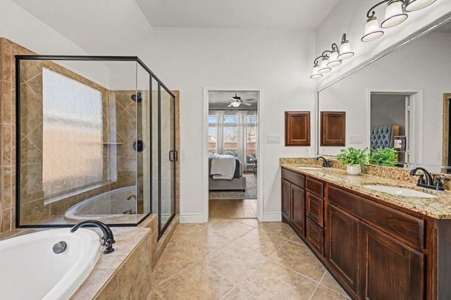 5711 Amherst Farms Lane, Fulshear, TX 77441