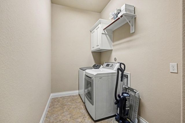 5711 Amherst Farms Lane, Fulshear, TX 77441