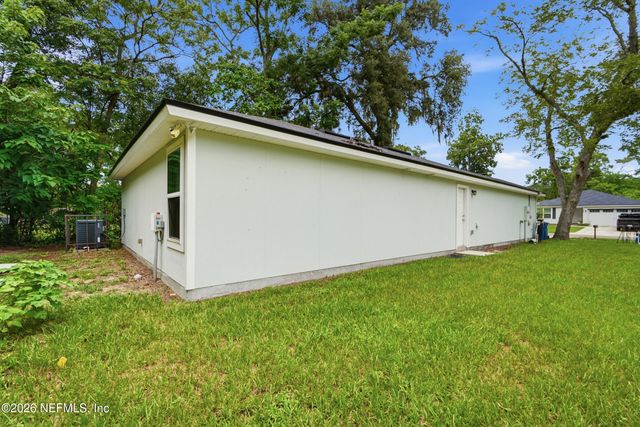 2822 TINSLEY Road, Jacksonville, FL 32218
