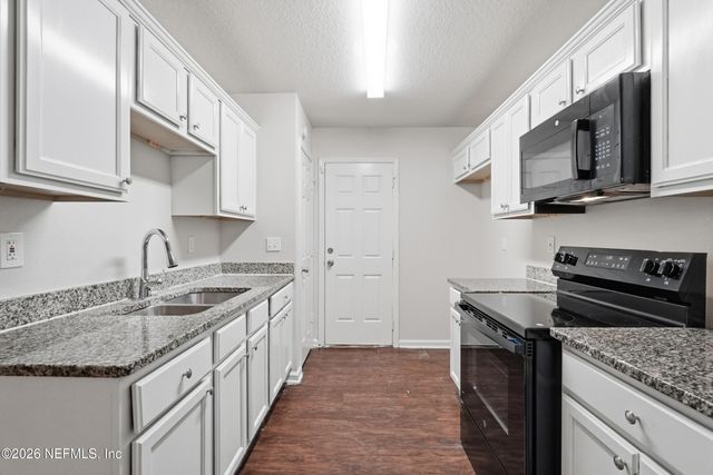 2822 TINSLEY Road, Jacksonville, FL 32218
