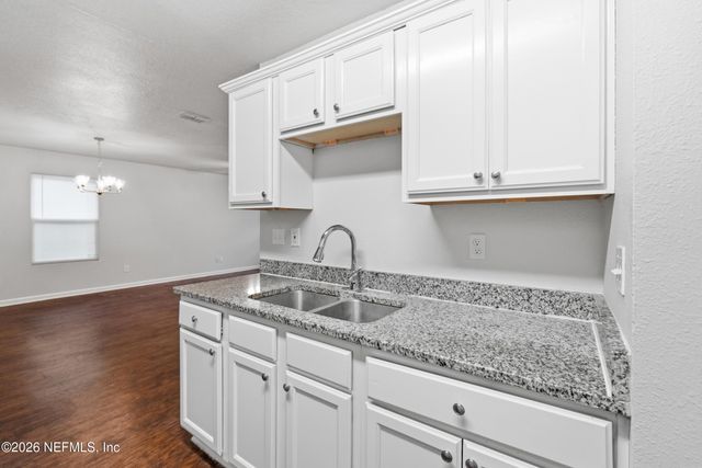 2822 TINSLEY Road, Jacksonville, FL 32218