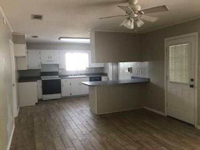 7760 Flint Ridge Road, Mobile, AL 36695