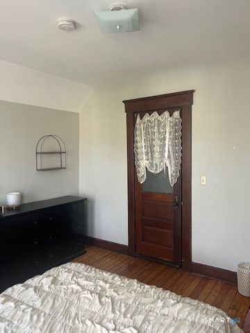 218 West Rock Avenue 3, New Haven, CT 06515