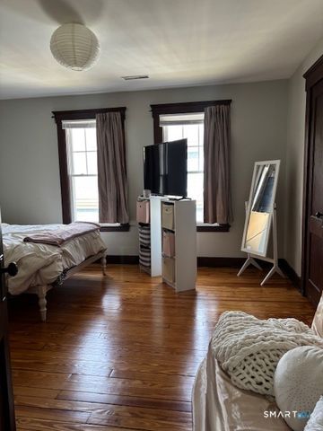 218 West Rock Avenue 3, New Haven, CT 06515