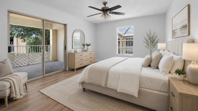 6323 La Costa Drive M, Boca Raton, FL 33433