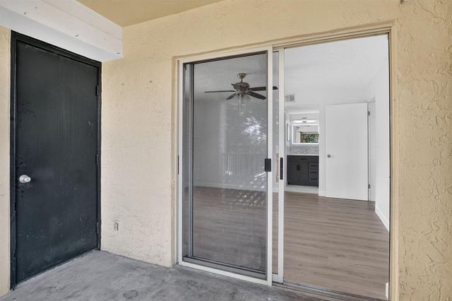 6323 La Costa Drive M, Boca Raton, FL 33433