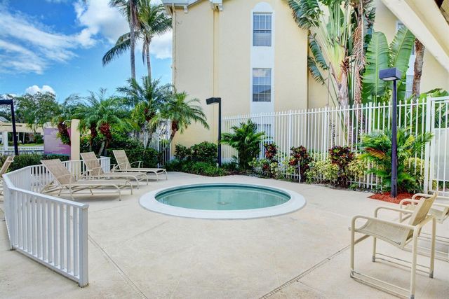 6323 La Costa Drive M, Boca Raton, FL 33433