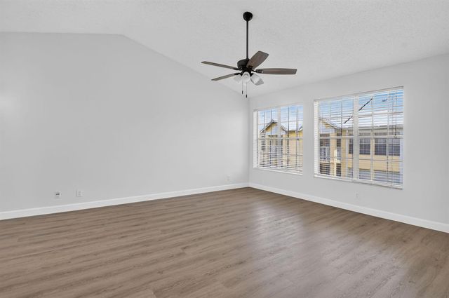 6323 La Costa Drive M, Boca Raton, FL 33433