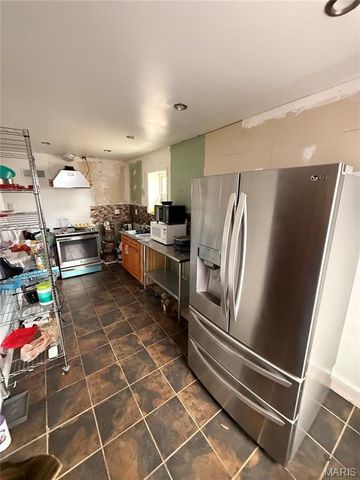 7307 Trenton Avenue, St Louis, MO 63130