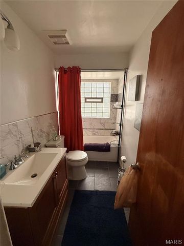 7307 Trenton Avenue, St Louis, MO 63130