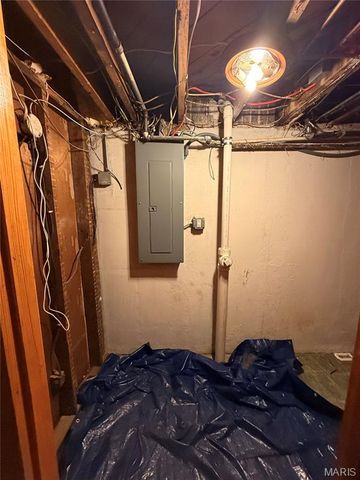 7307 Trenton Avenue, St Louis, MO 63130