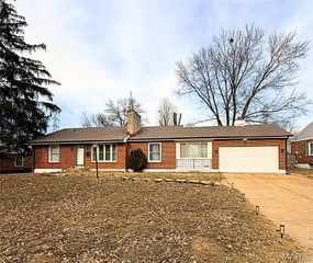 7307 Trenton Avenue, St Louis, MO 63130