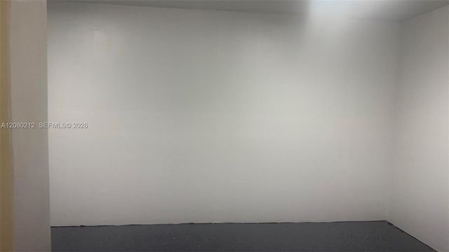 307 NW 10th Terrace 307, Hallandale Beach, FL 33009