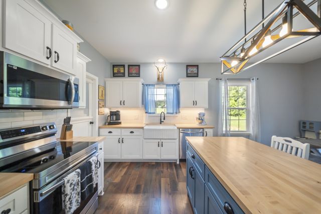 22153 Highway 49 E, Springfield, TN 37172