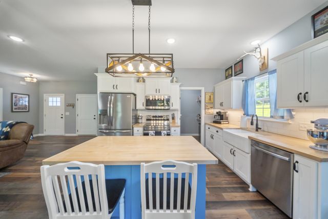 22153 Highway 49 E, Springfield, TN 37172