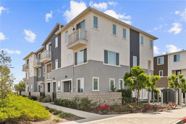 1421 W Sunrise Lane, San Pedro, CA 90732