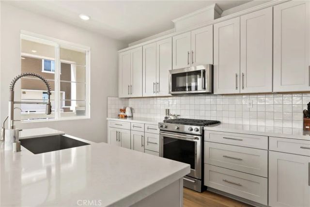 1421 W Sunrise Lane, San Pedro, CA 90732