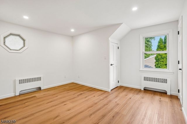 509 Ramapo Valley Rd, Oakland Boro, NJ 07436