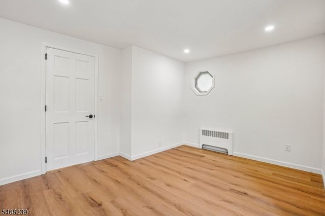 509 Ramapo Valley Rd, Oakland Boro, NJ 07436
