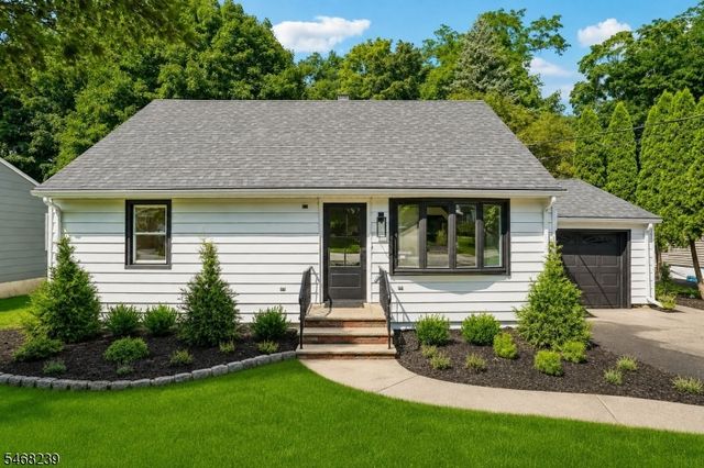 509 Ramapo Valley Rd, Oakland Boro, NJ 07436