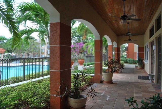 4151 N Haverhill Road, West Palm Beach, FL 33417