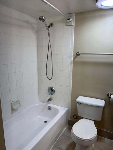 4151 N Haverhill Road, West Palm Beach, FL 33417