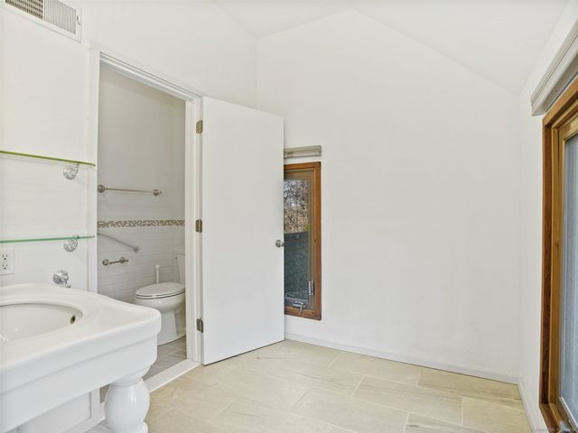 8 Bayberry Ridge Road, Westport, CT 06880