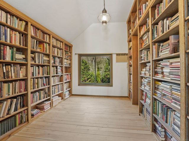 8 Bayberry Ridge Road, Westport, CT 06880