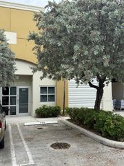 2061 NW 112th Avenue 148, Sweetwater, FL 33172