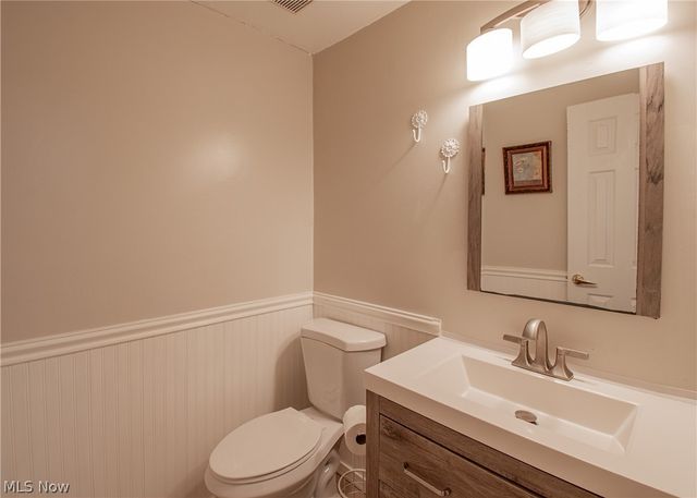 3765 Lake Run Boulevard, Stow, OH 44224