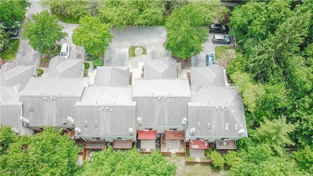 3765 Lake Run Boulevard, Stow, OH 44224