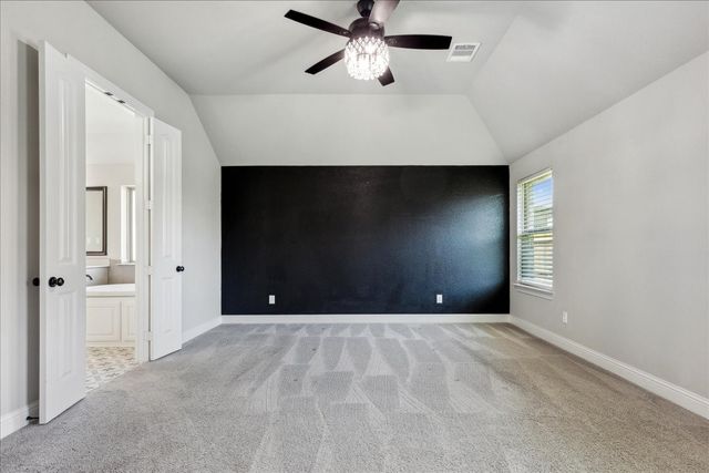 541 Harvest Grove Drive, Waxahachie, TX 75165