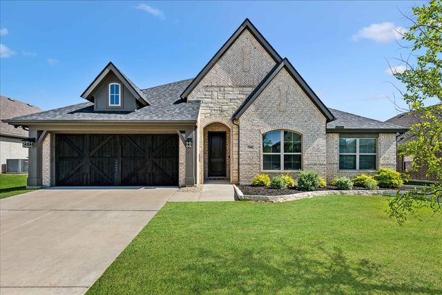 541 Harvest Grove Drive, Waxahachie, TX 75165