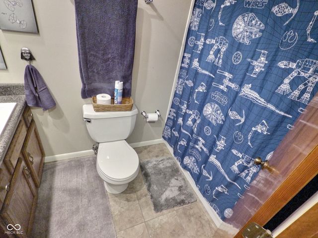 3642 Deerfield Place, Columbus, IN 47203