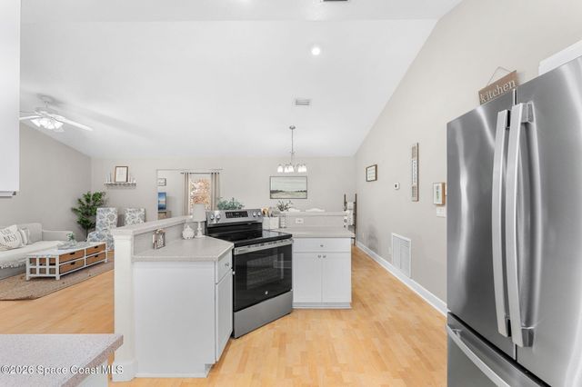 449 Gilbert Drive NE, Palm Bay, FL 32907