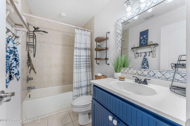 449 Gilbert Drive NE, Palm Bay, FL 32907