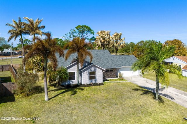 449 Gilbert Drive NE, Palm Bay, FL 32907