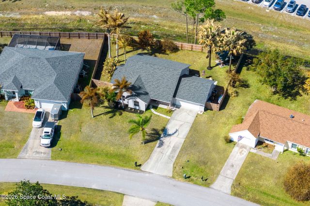 449 Gilbert Drive NE, Palm Bay, FL 32907