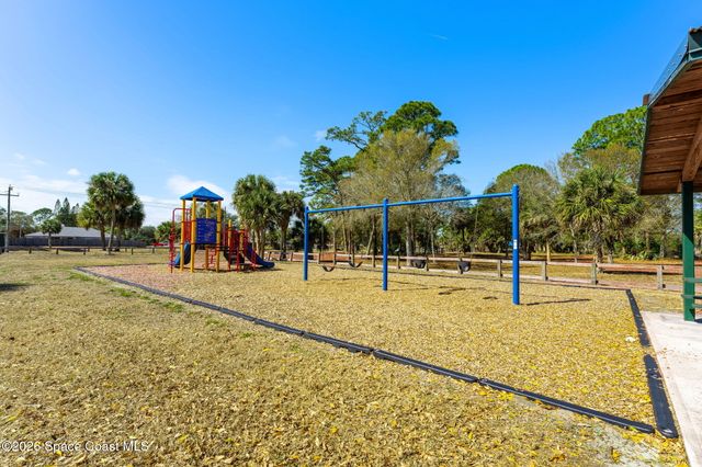 449 Gilbert Drive NE, Palm Bay, FL 32907