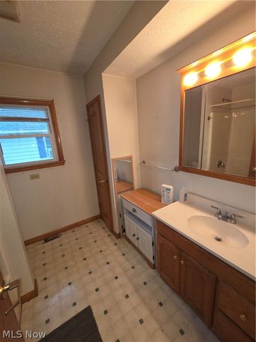 908 Cornell Street, Youngstown, OH 44502