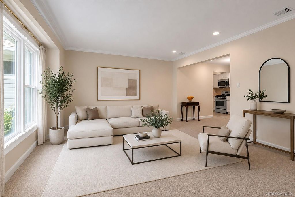 660 Franklin Boulevard, Long Beach, NY 11561 — photo 3