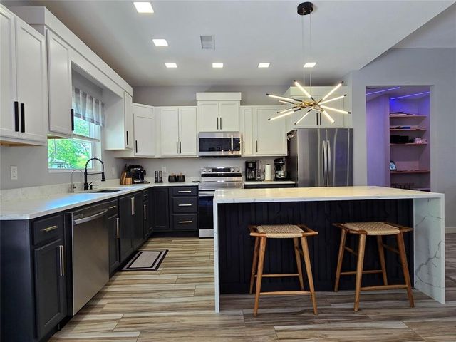 109 Kipapa CT, Bastrop, TX 78602